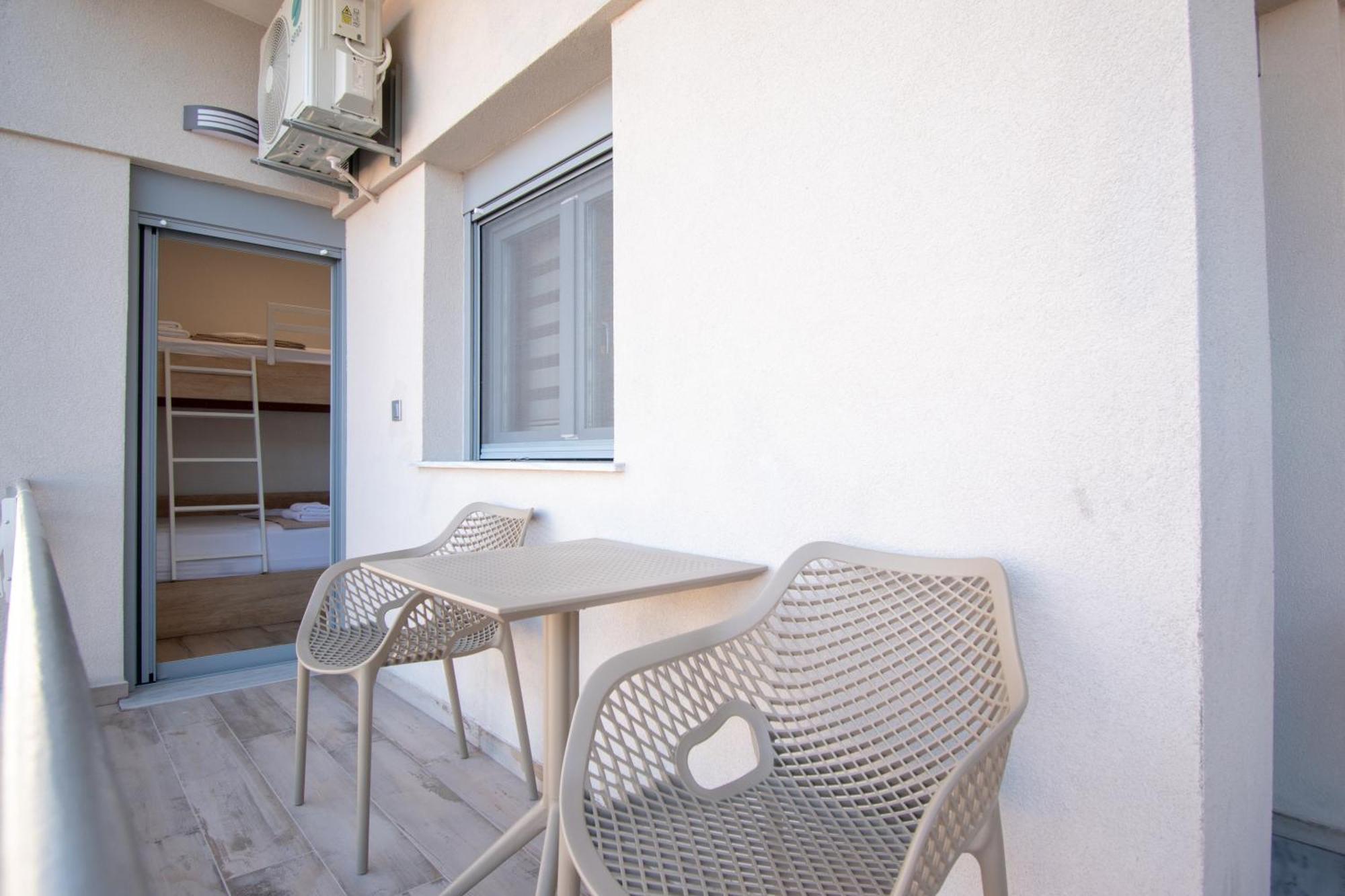 Magdalena Seaside Apartments Nea Roda Buitenkant foto